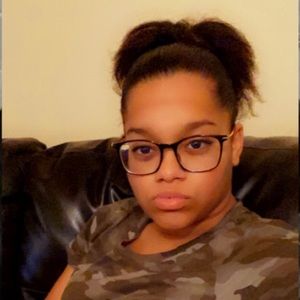 Meet your Posher, Jerissa